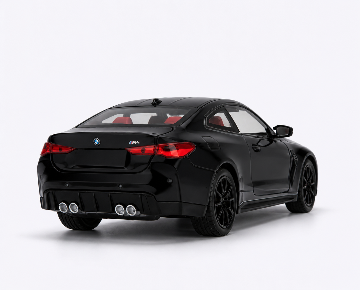 BMW M4 G82