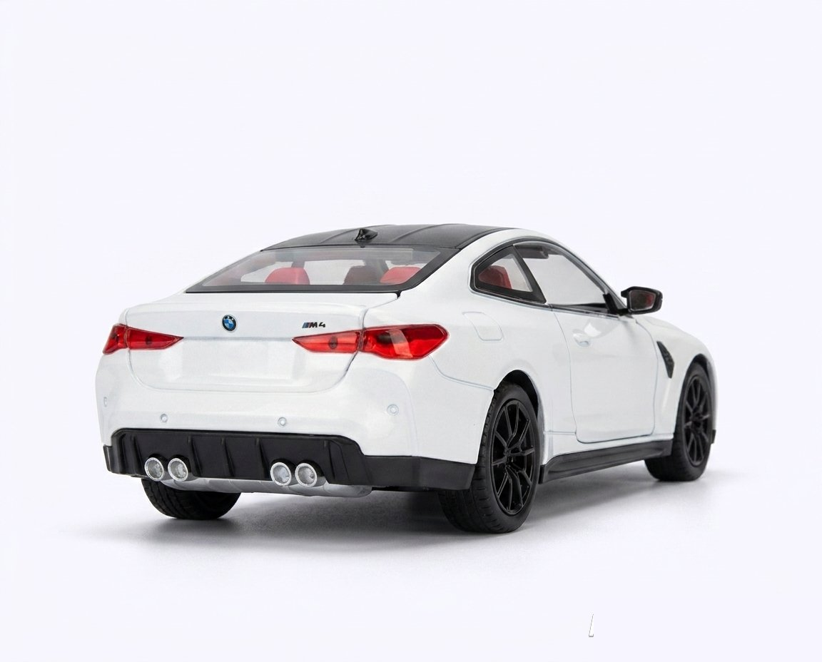 BMW M4 G82